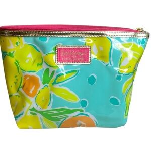 Lilly Pulitzer for Estee Lauder Vinyl Makeup Zip Bag